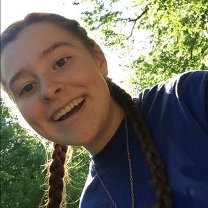 Meet your Posher, Brooke